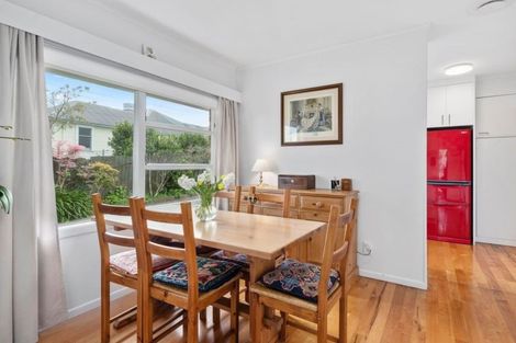 Photo of property in 1/126a Vauxhall Road, Narrow Neck, Auckland, 0624