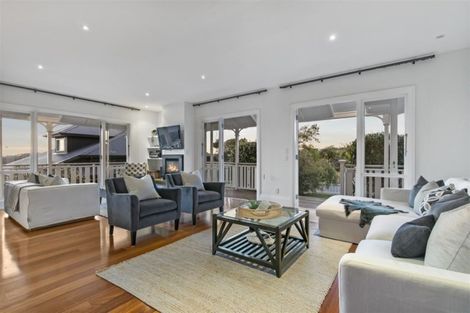 Photo of property in 2 Brassey Road, Birkenhead, Auckland, 0626