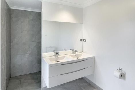 Photo of property in 16 Helen June Avenue, Flagstaff, Hamilton, 3210