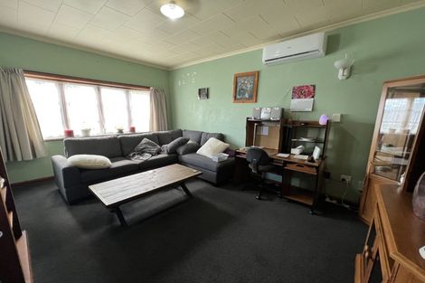 Photo of property in 272 College Street, West End, Palmerston North, 4412
