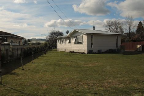 Photo of property in 2 Montgomery Street, Waipukurau, 4200