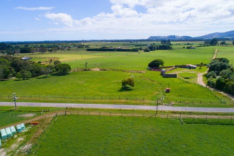 Photo of property in 81 Hautere Cross Road, Te Horo, Otaki, 5582