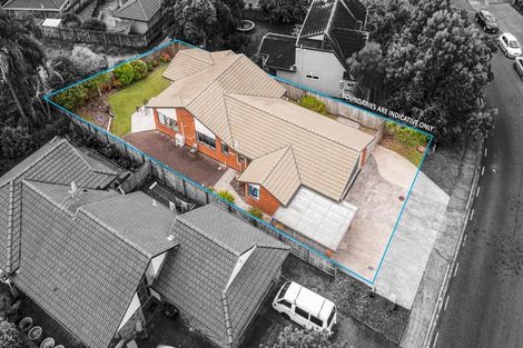 Photo of property in 8 Millstream Drive, Henderson, Auckland, 0610