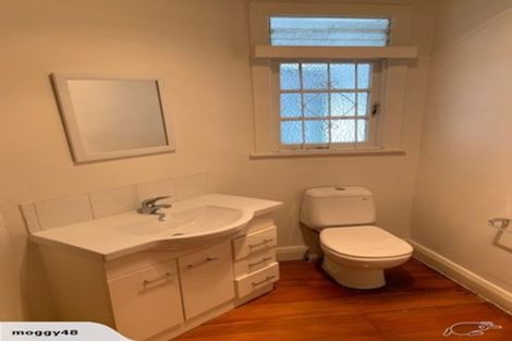 Photo of property in 2/2 View Road, Mount Eden, Auckland, 1024