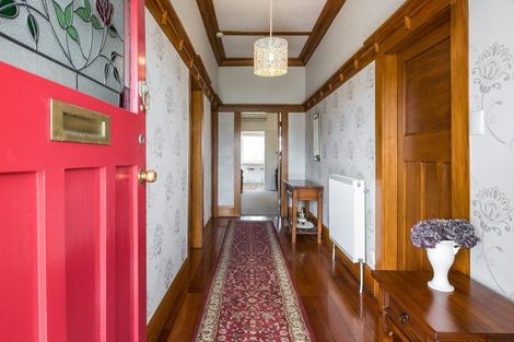 Photo of property in 8 Latham Street, Napier South, Napier, 4110