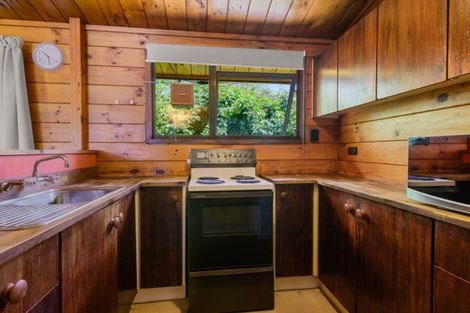 Photo of property in 5 Murray Road, Fairy Springs, Rotorua, 3015