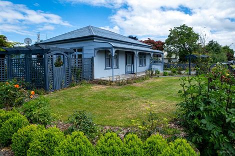 Photo of property in 42 Campbell Street, Geraldine, 7930