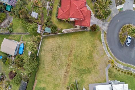 Photo of property in 13 Aarts Place, One Tree Point, 0118