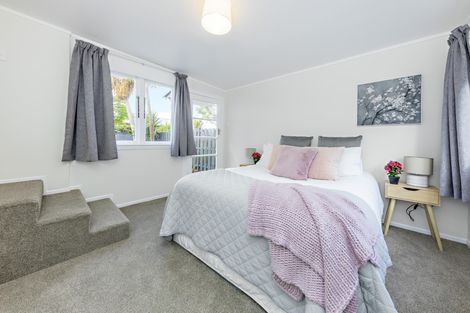 Photo of property in 1/25 Blanes Road, Weymouth, Auckland, 2103