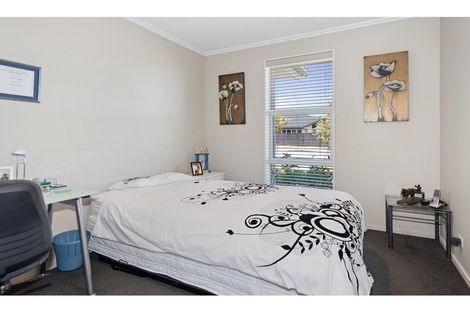 Photo of property in 33 Euphrasie Drive, Aidanfield, Christchurch, 8025