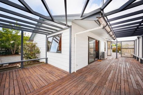 Photo of property in 14 Pukepapa Road, Marton, 4710