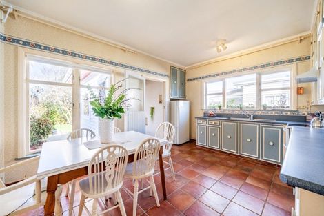 Photo of property in 35 Ropata Crescent, Boulcott, Lower Hutt, 5010