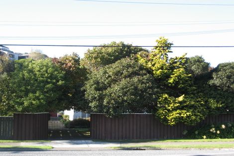 Photo of property in 230 Eastern Hutt Road, Stokes Valley, Lower Hutt, 5019