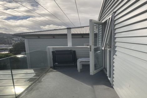 Photo of property in 60 Thompson Street, Mount Cook, Wellington, 6011