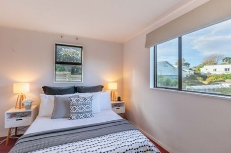 Photo of property in 11a Monowai Road, Johnsonville, Wellington, 6037