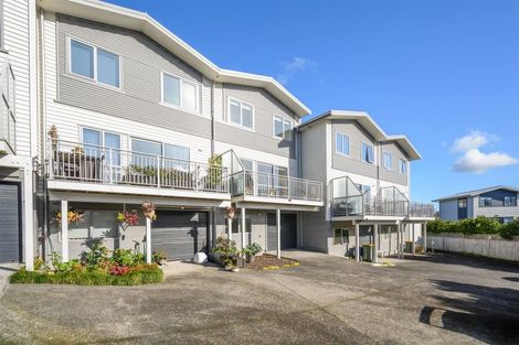 Photo of property in 3/15 Andersons Road, Oteha, Auckland, 0632
