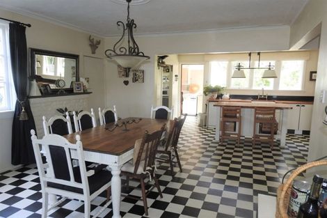 Photo of property in 1 Swan Street, Taihape, 4720