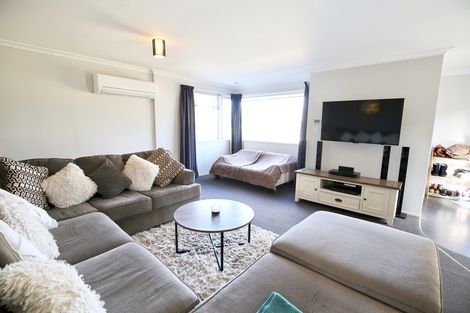 Photo of property in 4 Rothesay Place, Dinsdale, Hamilton, 3204