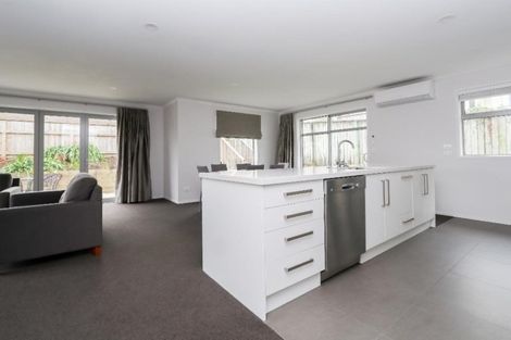 Photo of property in 4/1 Hibiscus Avenue, Hamilton Lake, Hamilton, 3204