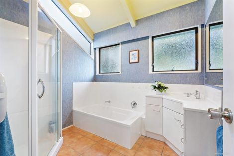 Photo of property in 20 Gaylands Place, Opaheke, Papakura, 2113