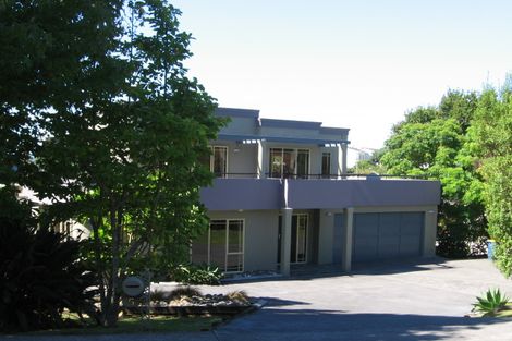 Photo of property in 2/3 Oban Road, Browns Bay, Auckland, 0630