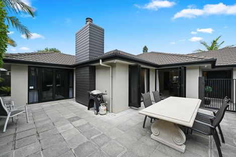 Photo of property in 3 Derbyshire Place, Dinsdale, Hamilton, 3204