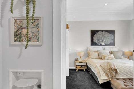 Photo of property in 14 Lowther Street, Whanganui, 4500