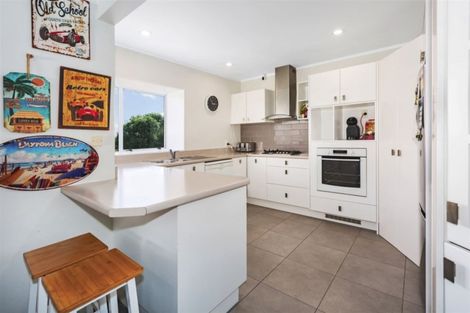 Photo of property in 2 Saint Ives Drive, Camborne, Porirua, 5026