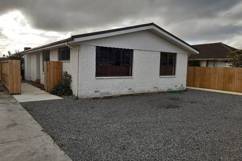 Photo of property in 15 Lochee Road, Upper Riccarton, Christchurch, 8041