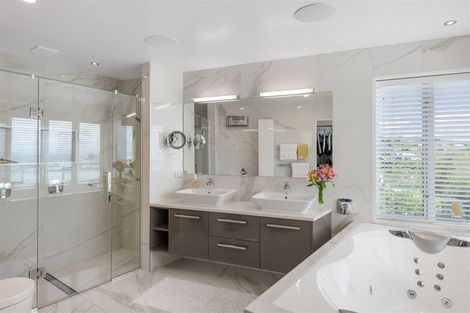 Photo of property in 1 Ti Kouka Eco Lane, Redcliffs, Christchurch, 8081