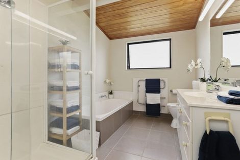 Photo of property in 204 Postman Road, Dairy Flat, Albany, 0794