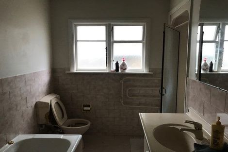 Photo of property in 1/27 Taylors Avenue, Bryndwr, Christchurch, 8052