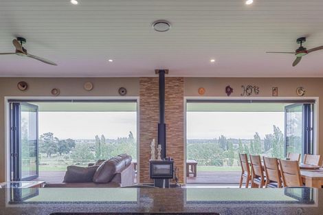 Photo of property in 191b Maharakeke Road, Waipukurau, 4281