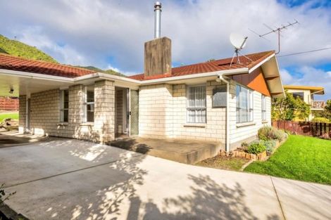 Photo of property in 45 Huia Street, Waikanae, 5036