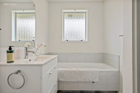 Photo of property in 83 Dunbarton Street, Redwood, Christchurch, 8051