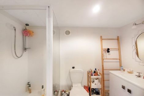 Photo of property in 1/802 East Coast Road, Oteha, Auckland, 0630