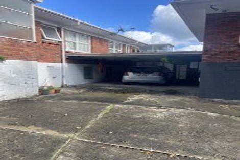 Photo of property in 2/17 Eban Avenue, Hillcrest, Auckland, 0627