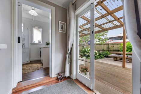 Photo of property in 25 Casey Avenue, Fairfield, Hamilton, 3214