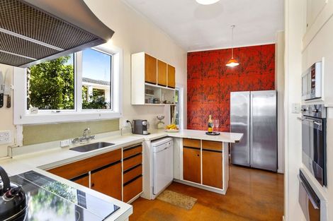 Photo of property in 53 Winston Street, Crofton Downs, Wellington, 6035