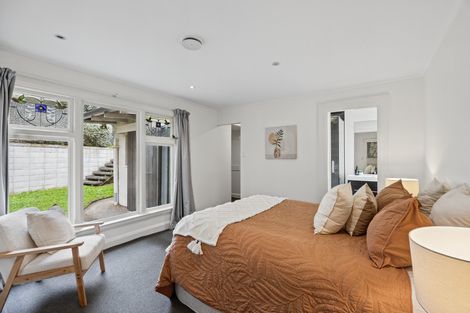 Photo of property in 155 Victoria Road, Saint Clair, Dunedin, 9012