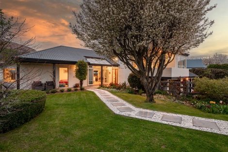 Photo of property in 22 Shaw Street, Arrowtown, 9302
