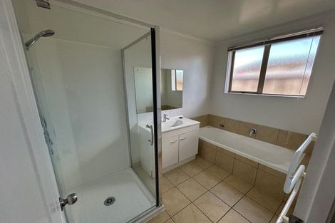 Photo of property in 36 Margarita Rise, Pukekohe, 2120