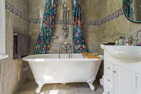 Photo of property in 290 Paihia Road, Kawakawa, 0282