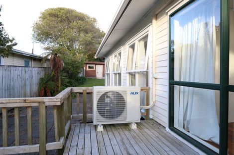 Photo of property in 71 Kay Drive, Blockhouse Bay, Auckland, 0600