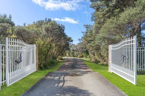 Photo of property in 307 Duck Creek Road, Stillwater, Silverdale, 0993