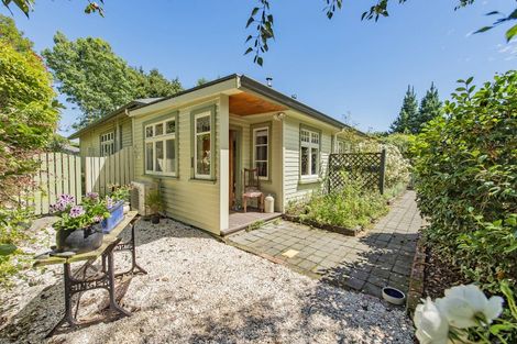 Photo of property in 16 Bay Road, Oxford, 7430