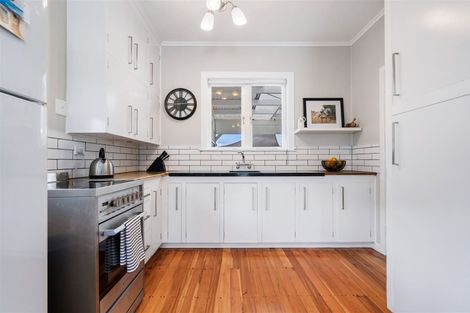 Photo of property in 42 Pukeatua Road, Maungatapere, Whangarei, 0179