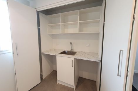 Photo of property in 7 Straven Road, Riccarton, Christchurch, 8011