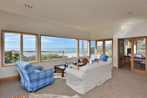 Photo of property in 75 Moncks Spur Road, Redcliffs, Christchurch, 8081