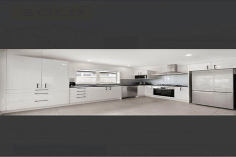 Photo of property in 30 Opouatu Avenue, Glenbrook, 2681